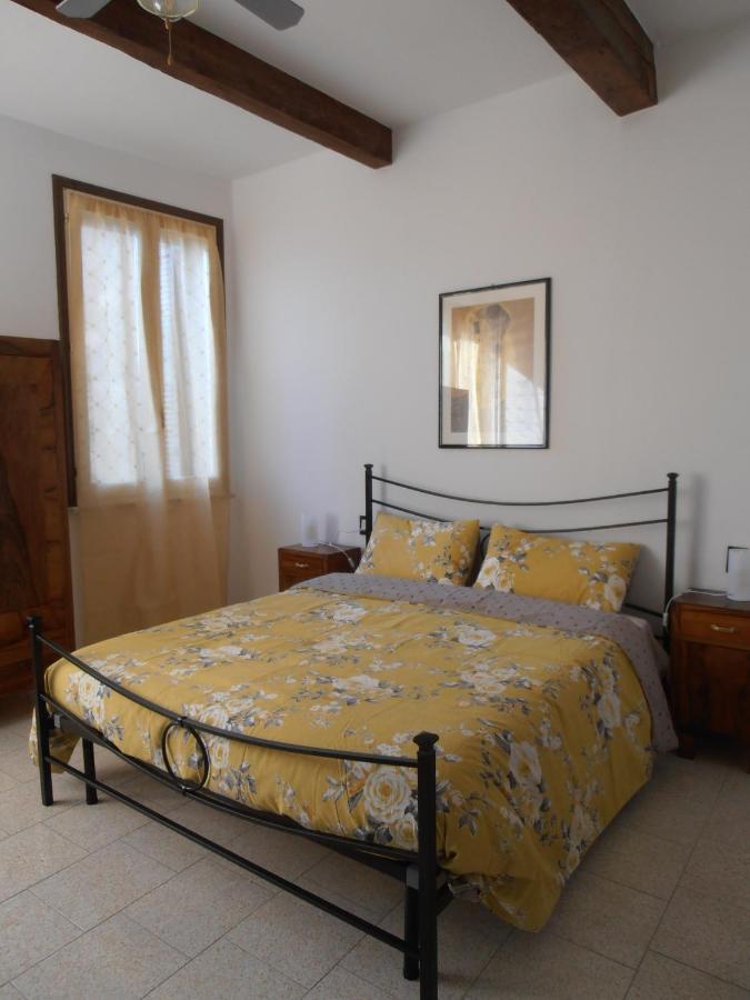 B&B Timo E Rosmarino Sermide Extérieur photo